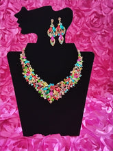 Load image into Gallery viewer, Necklace Set
